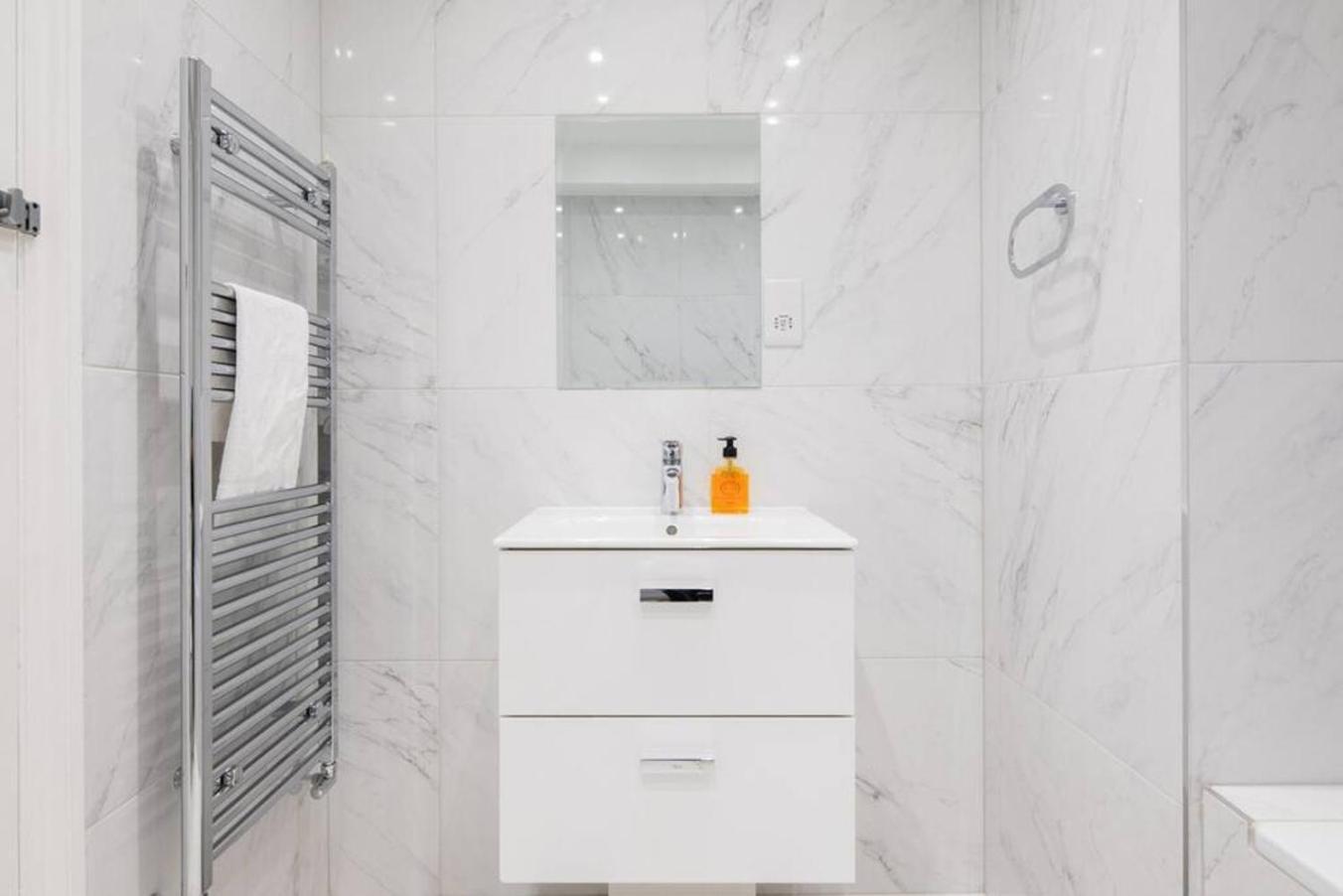 Apartmán Steps From Hyde Park 2Br 2Bath Sleeps 6 Londýn Exteriér fotografie